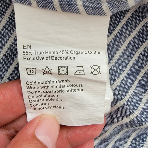 Kathmandu Short Sleeve Button-down Shirt - Picture 4 of 5